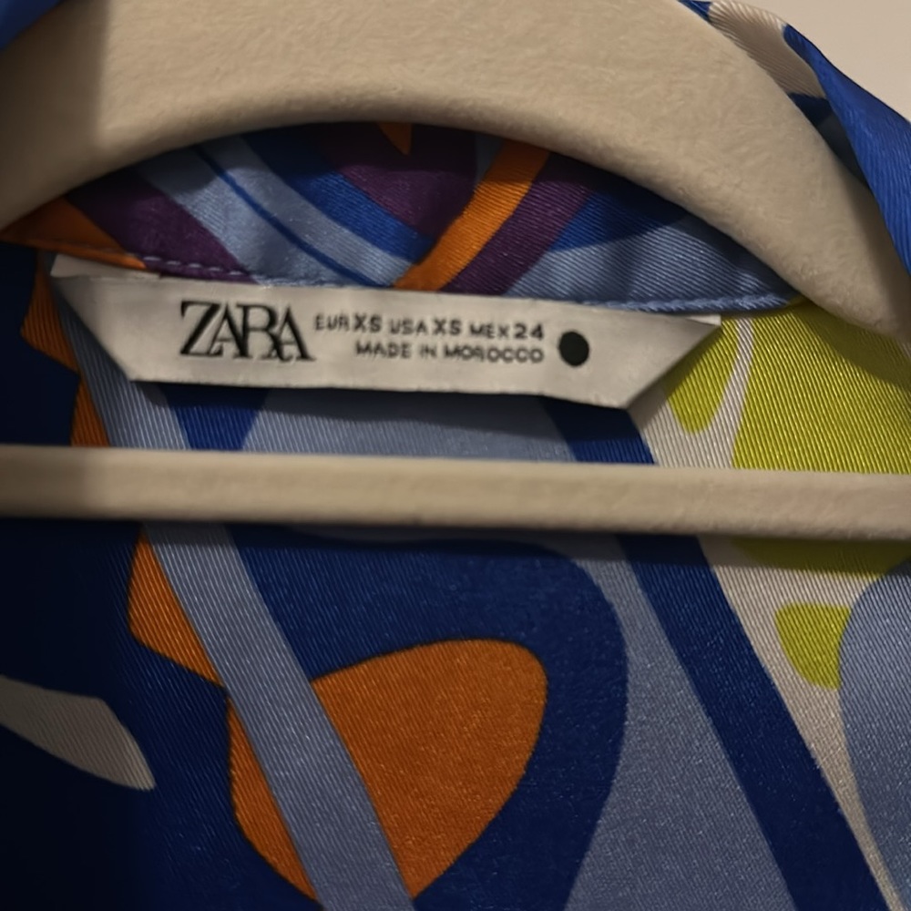 Multicolored printed blouse - Picture 2 of 2